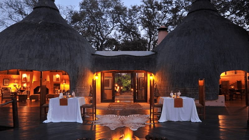 Hoyo Hoyo Safari Lodge 营地实景