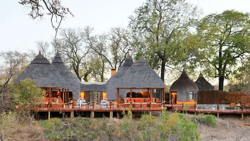 Hoyo Hoyo Safari Lodge 营地实景