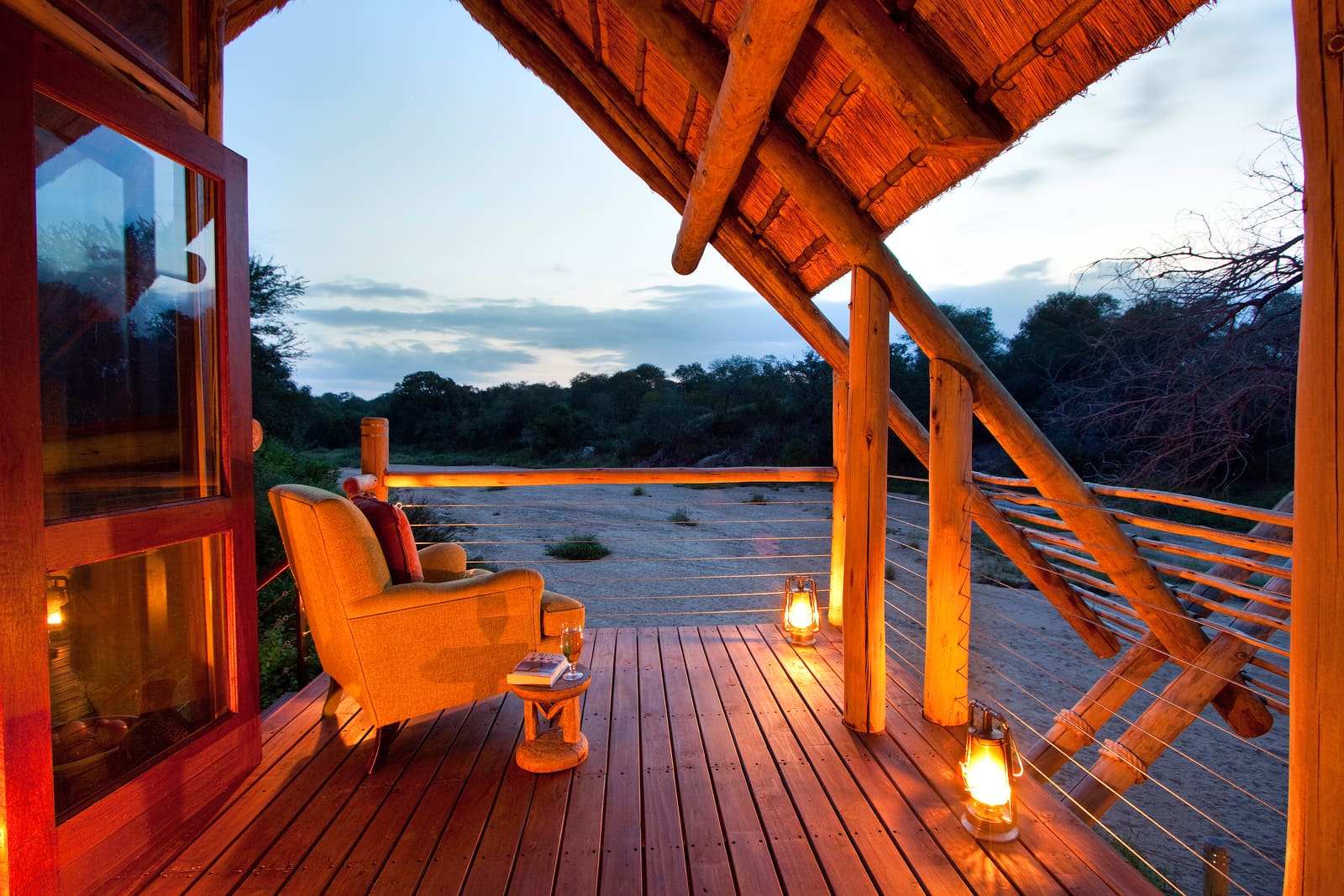 Rhino Post Safari Lodge 营地实景