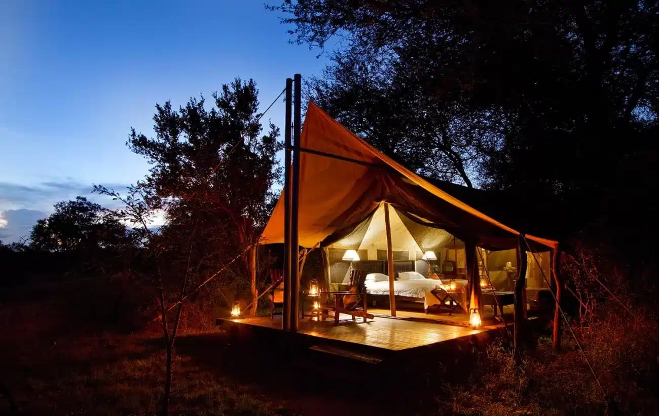 Rhino Post Safari Lodge 营地实景