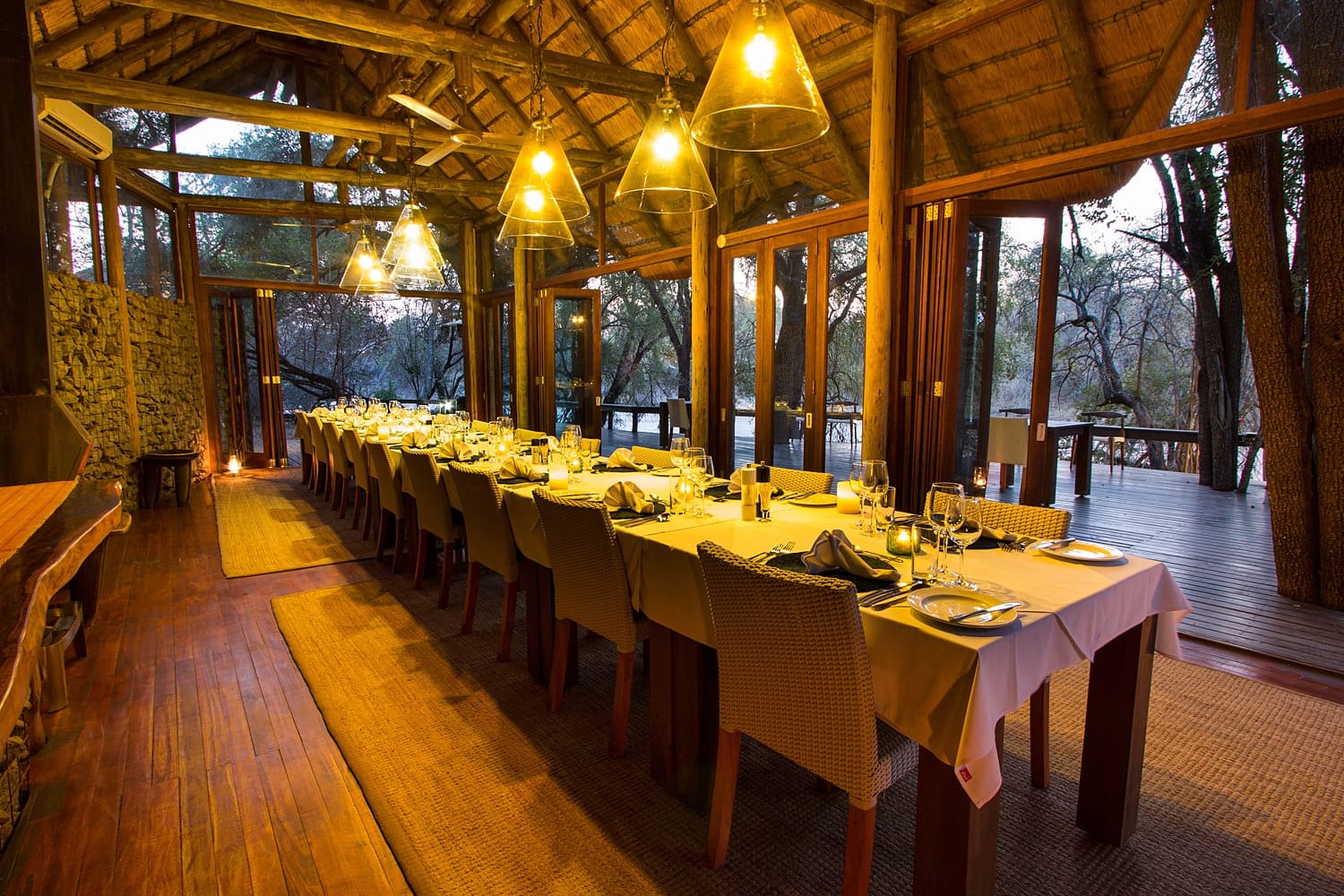 Rhino Post Safari Lodge 营地实景