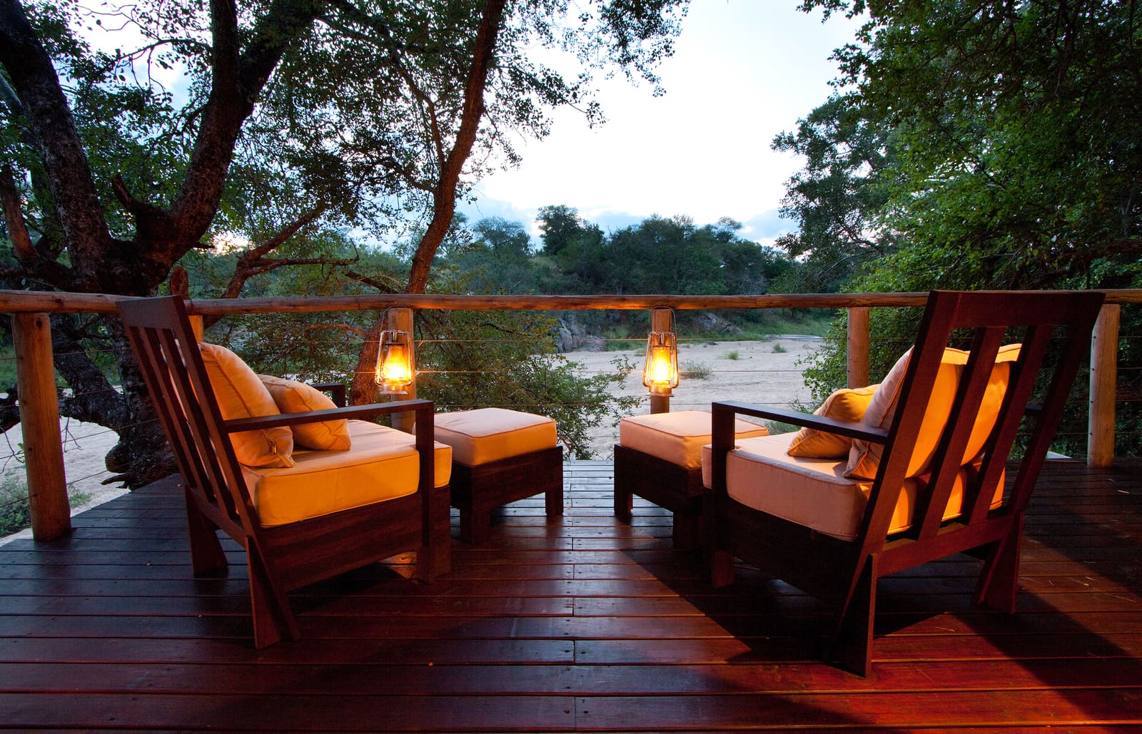 Rhino Post Safari Lodge 营地实景